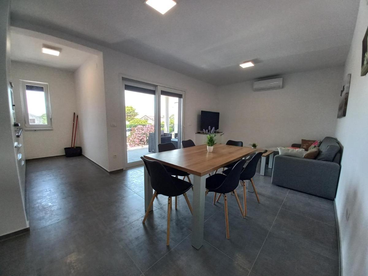 Apartment Martina Vir Kültér fotó