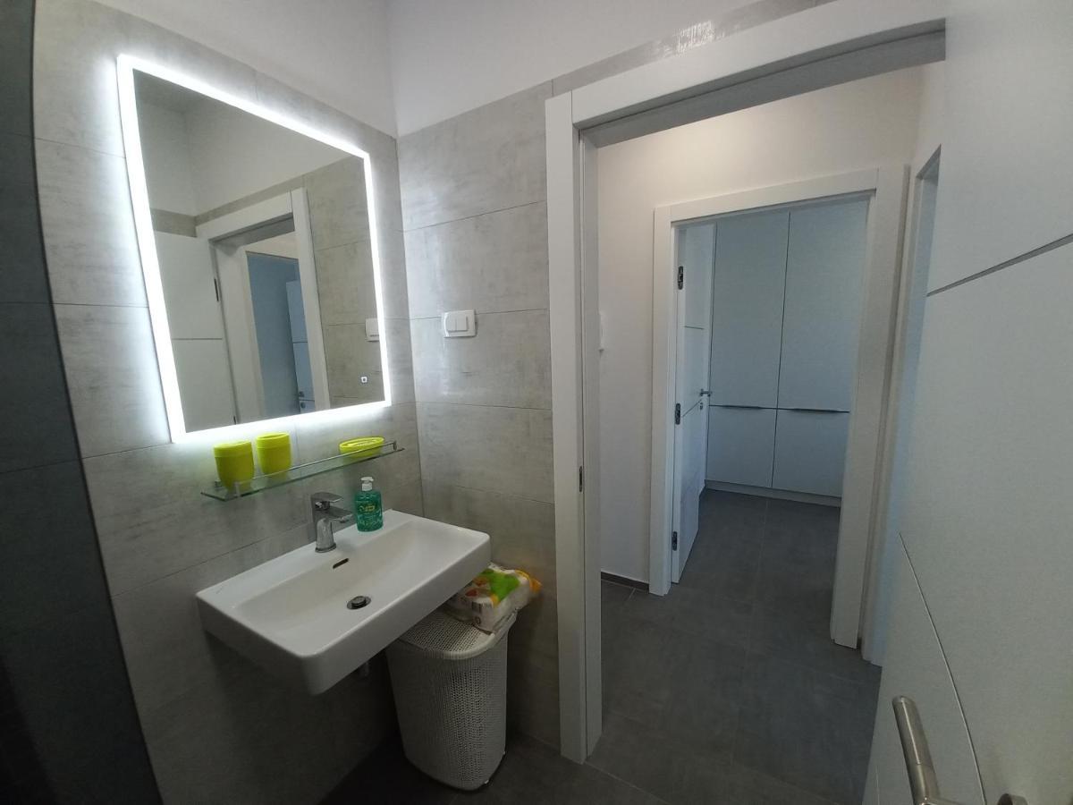 Apartment Martina Vir Kültér fotó