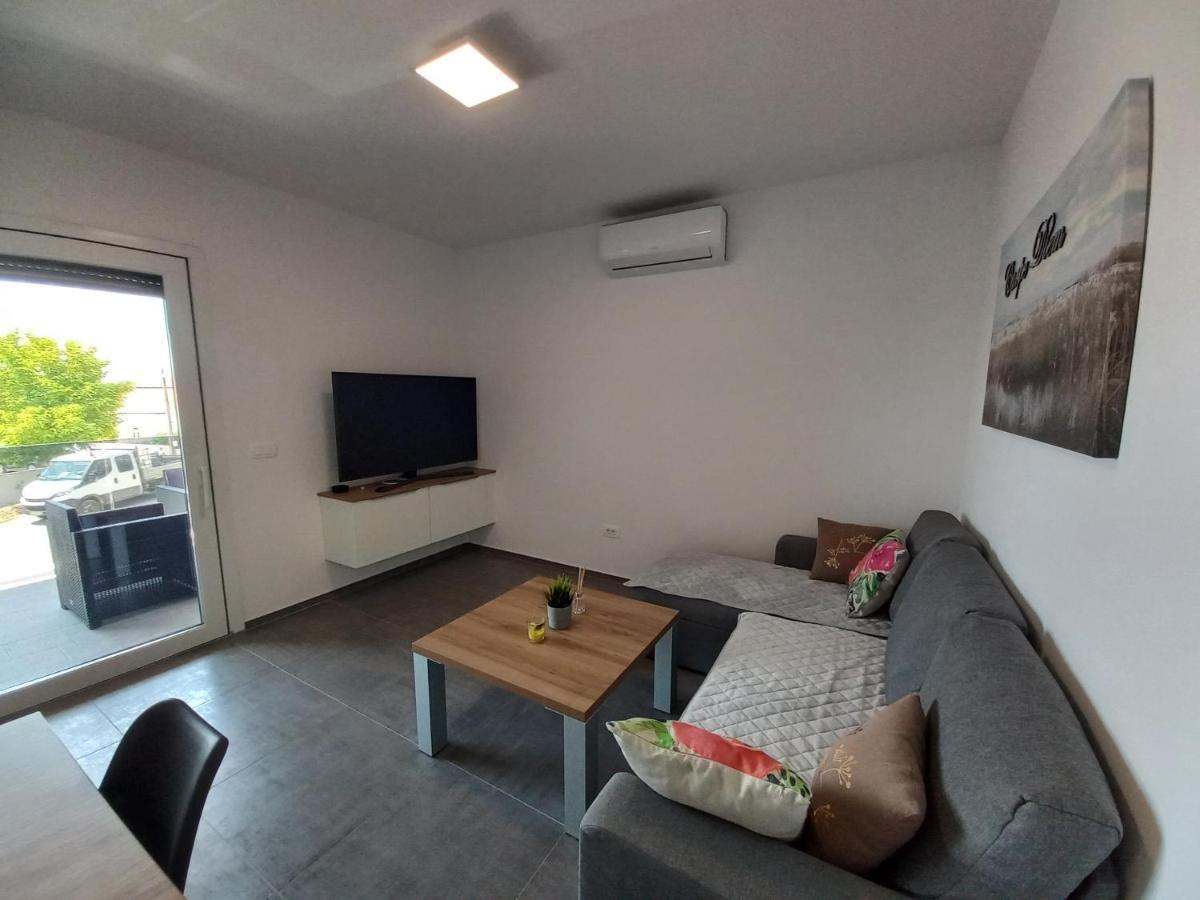 Apartment Martina Vir Kültér fotó