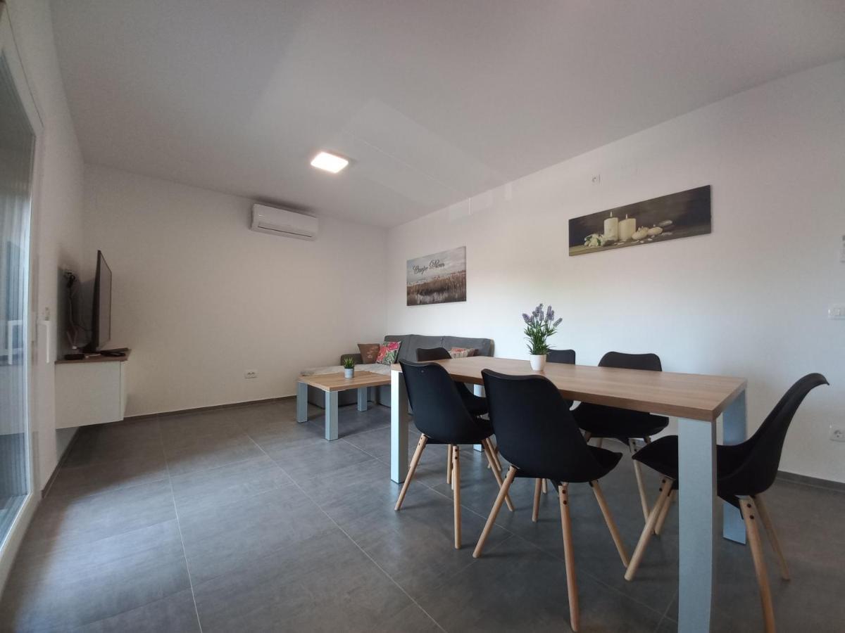 Apartment Martina Vir Kültér fotó