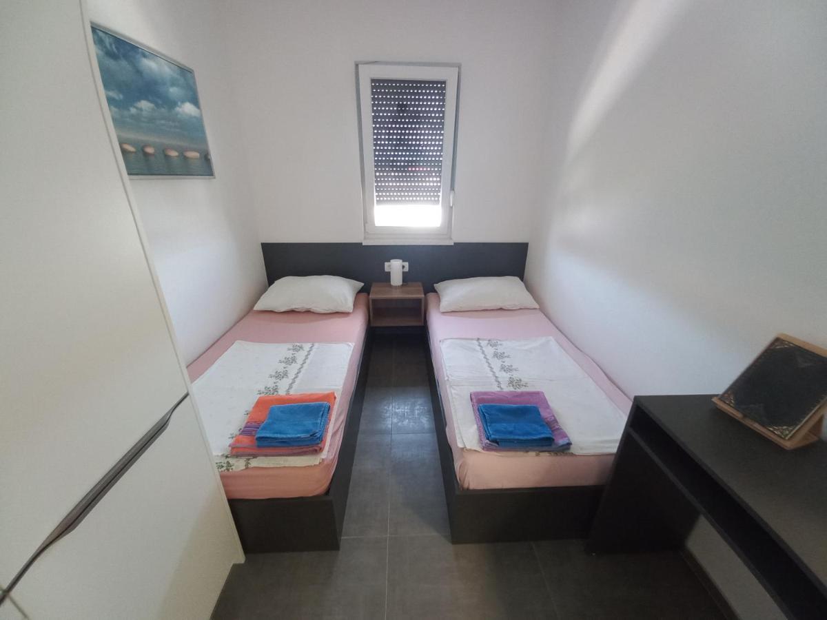 Apartment Martina Vir Kültér fotó